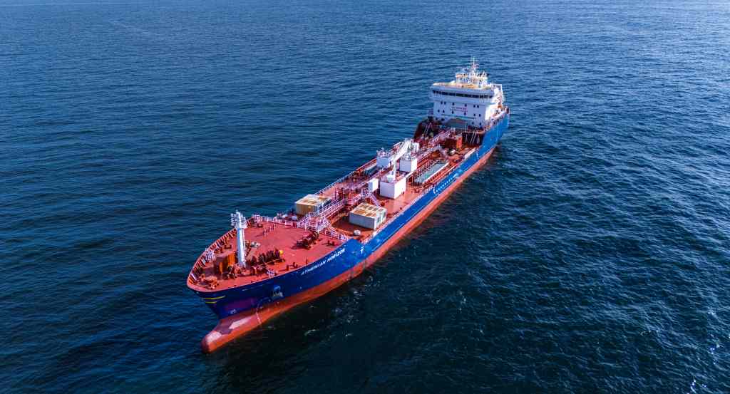 8b2ecdb2e024f7c44ddd9c375e9a2ef.jpg - 